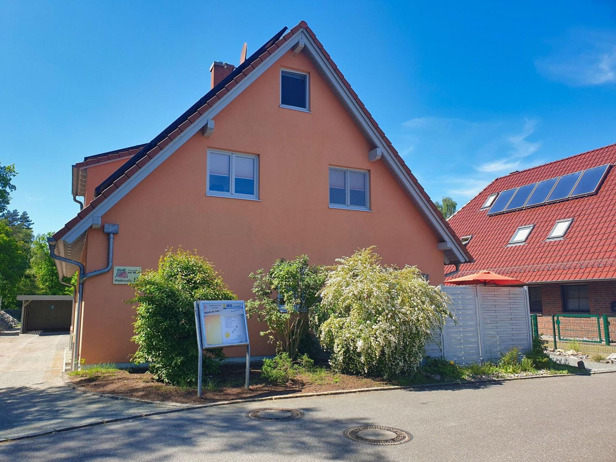 Fewo Am Wald Fewo 03 - Balkon, Gartennutzung, Sauna Glowe Exterior photo